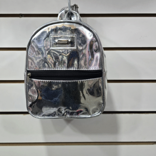 MOCHILA PEQUEÑA CHAROL